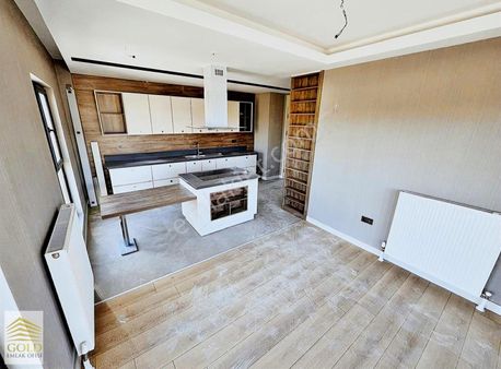 Ovacık Merkezde 3 Bloklu Site Ada Mutfaklı Havuzlu Lüks 4+1 Ler_