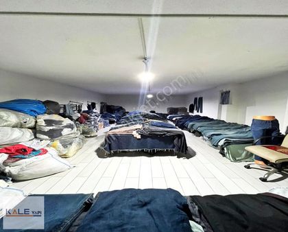 Merkezi Konumda Belediye & Avm Yanı 2 Katlı Geniş Satılık Dükkan