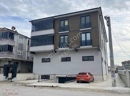 Yalı Mahallesinin Merkezinde 4+1 145m2 Ultra Lüks Kiralık Daire.