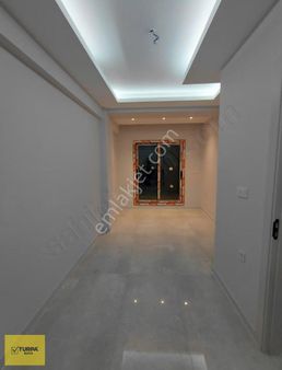 Turpa Buca'dan Satılık 2+1 Arakat Asansörlü Efeler Mah