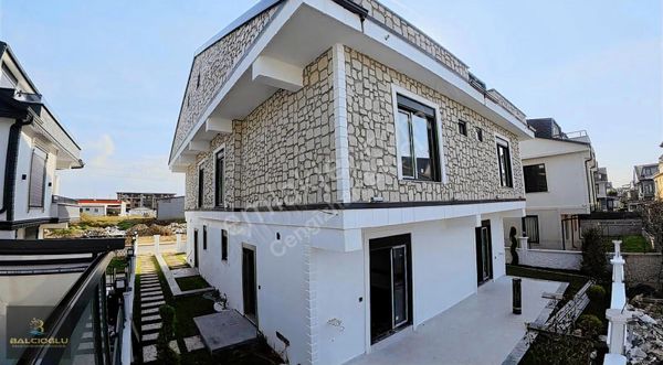 Balcıoğlundan Kocaali Yaylada Fırsat Lüx 3+1 Triplex Villa