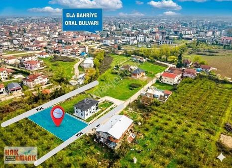 Hak Emlak'tan Çay Mah. Merkezi Konumda 584m2 Satılık Arsa