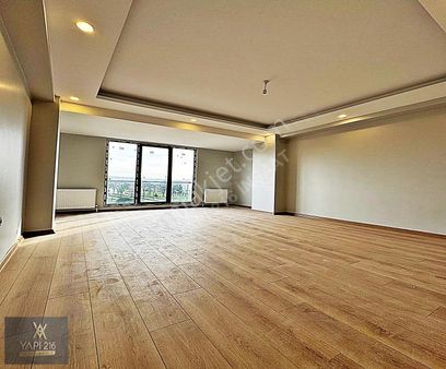 Çekmeköy'de Orman Manzaralı, Cadde Üzeri 3+1 Sıfır Satılık Daire