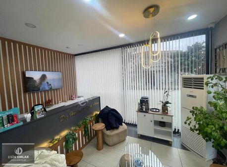 Yeni Mah'de Cadde Üzerinde Kira Getirili İskanlı Dükkan