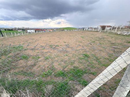 İmaremlak2'den 1528m2 Telle Çevrili Kök Tapu Hobi Bahçesi