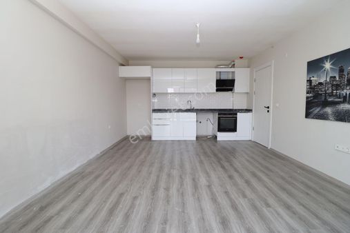 Akif'ten Andiçen Mah.dora Park'ta Bulvar Üzeri 2+1 Kiralık Daire