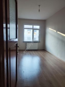 Ümraniye Tepeüstü Mahallesinde Fatih Sokakda