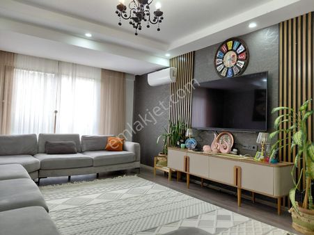 Manisa Salihli'de Satılık 3+1 Daire Sağlık Mah
