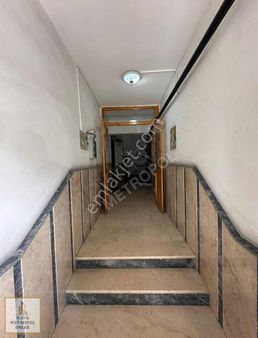 Etimesgut Süvari Mah. Ara Kat Köşe Başı Ön Cephe Lüks 3+1 Daire