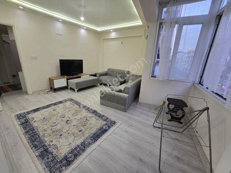 Balçova Ata.caddesinde Belediye Yakını Eşyalı Kiralık 2+1 Daire