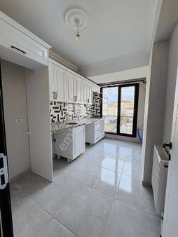 Acil Avcılar Tahtakale Satılık 3+1 Arakat