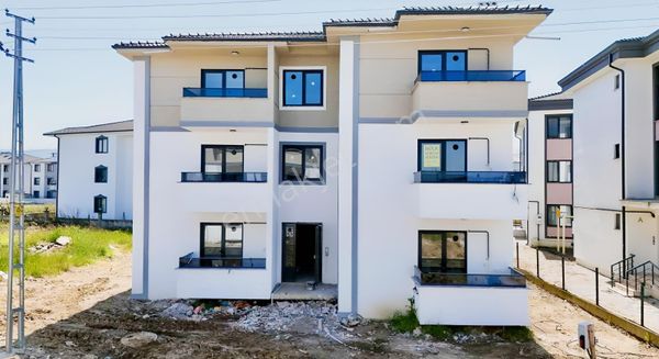 Yön Grouptan Ömercikler Mahallesinde Satılık 1+1 Daireler