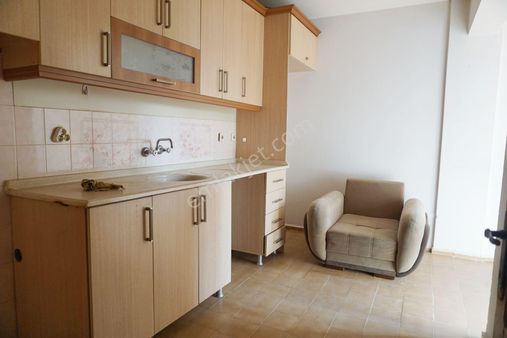 Menemen Atatürk Mahallesinde Hıdırtepede Satılık3+1 Balkonlu Çiğliserkan