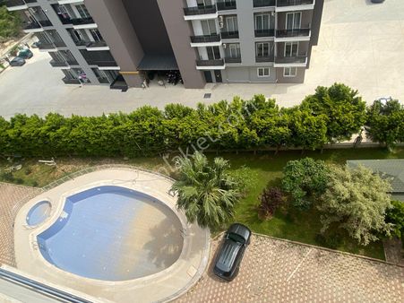 Tece Deniz Mah.de Merkezi Konumlu, Site İçi, Havuzlu 3+1 Daire