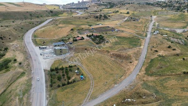 İmaremlak2'den 2 Tarafı Yola Cephe 900m2 Köşe Villa Parseli