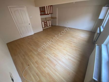 Osmangazi Hamzabey'de 3+1 Ara Kat Kombili Kiralık Daire