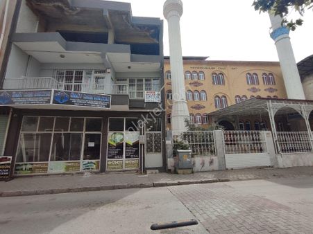 Zeminde 206 M2 Komple Satılık Müstakil Mülk