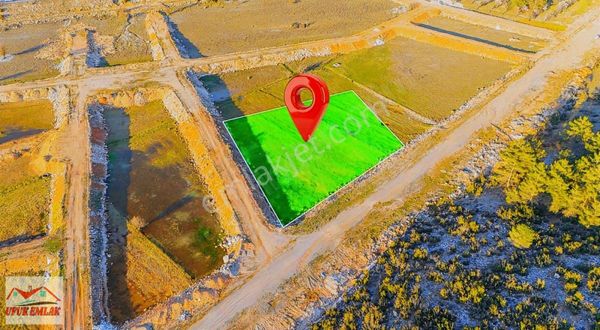 Muğla Menteşe Akçaova'da 4 Katlı İmarlı Köşe Parsel, Yatırımlık