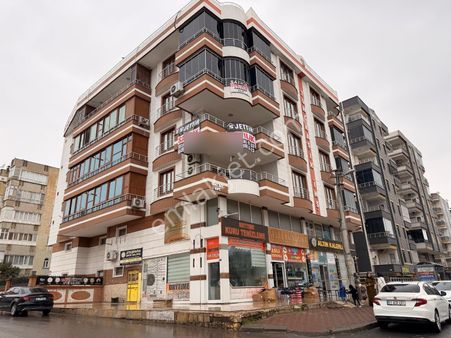 Mhr Grouptan Veysel Karanide Satılık 6 Odalı Daire