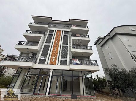 Kayadan Hakan Usta Baklavaları Karşısında 4/3 Katında Asansörlü