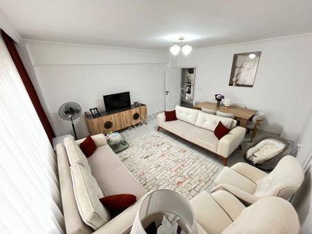 Plevne Mah. De Masrafsız Ful+full Yıpılı Ferah 2+1 Satılık Daire