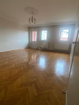 Bursa Namazgahta 2+1 95m2 4.kat Kombili Çift Cephe Daire