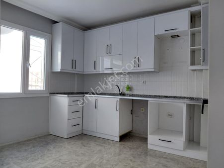 Ecf Emlak'tan Kiralık 2+1 Jeotermalli Daire Mithatpaşa Mah.