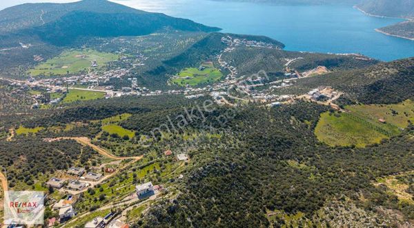 Türk Rivierası Kaş'ta Deniz Manzaralı Satılık Parseller