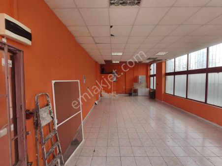 Sincan Törekentte Osby Ve Metro İstasyonuna Yakın 50 M2 Kiralık Dükkan