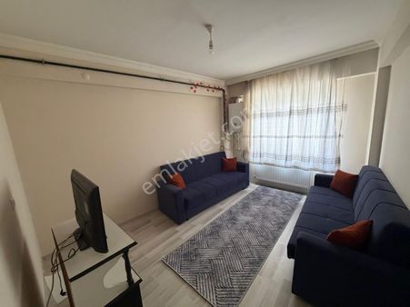 Eski Emniyet Karşısı Geniş 1+1 Eşyalı Kiralık Daire
