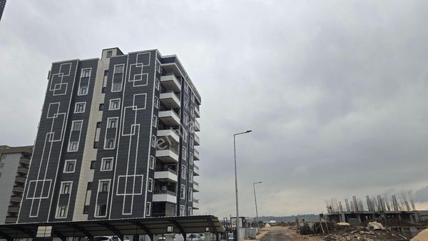 Satılık 2+1 Geniş Arakat