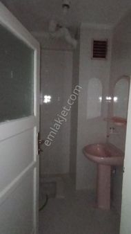 Yıldızkent'de Satılık 3+1 Daire