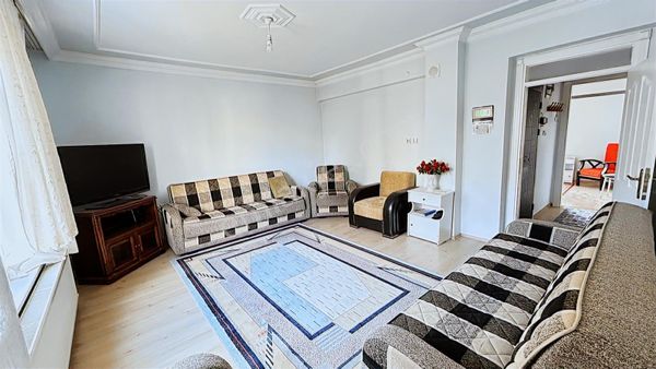 Buçuktepe Su Deposu Yakını 2 Balkonlu 3+1 Satılık Daire