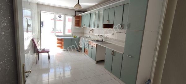 Çorlu Omurtak Caddesi Üzerinde Kapalı Otoparklı Kiralık Daire P.no:7768 M