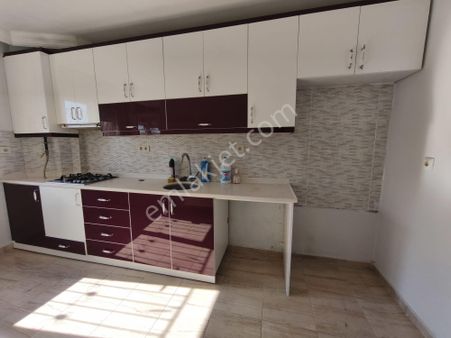 Adana Yeşilyurt’ta Mavi Bulvar & Alparslan Türkeş’e Yürüme Mesafesinde 3+1 Kapalı Mutfak Daire