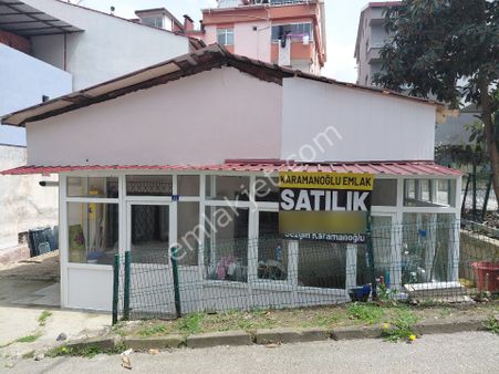 Karamanoğlu Emlak'tan 3 Katlı Bina
