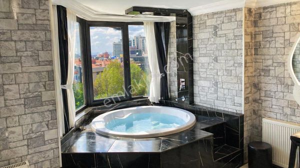 Ankara Günlük Kiralık Daire Çankaya | Tunalı Hilmi’de 1+0 Jakuzili 2 Kişilik Apart