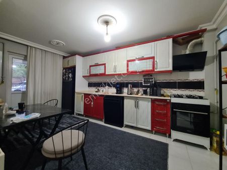 Yükseltepe Öğretmenler Parkı Yakını Kat Konumlu 2- Banyolu 3+1