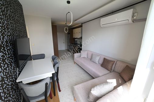 Üstünkent'ten Çiftlikköy'de Full Sıfır Eşyalı 2+1 Kiralık Daire