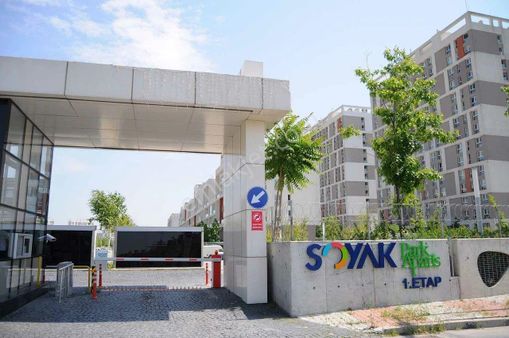 Halkalı Atakent Soyakpark Aparts 1'de Eşyalı Kiralık 1+1 Daire