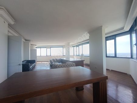 Kavacık Plazalar Bölgesinde Deniz Ve Doğa Manzaralı 600 M Ofis