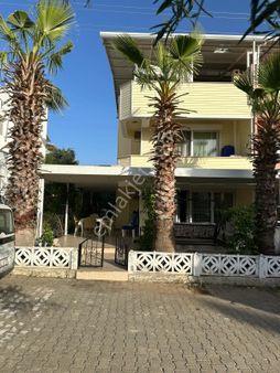 Aydın Didim Caprice Otel Bölgesi'nde Satılık 4+1 Denize Ve Anayola Yakın Masrafsız Bahçeli Yazlık