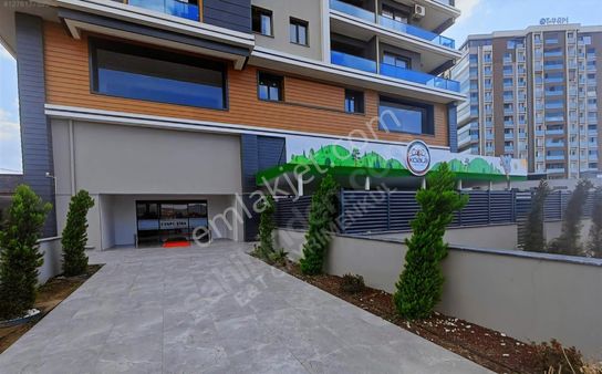 Konum Emlaktan Menemende Hastane Yanında Kiralık 2+1 Daire..