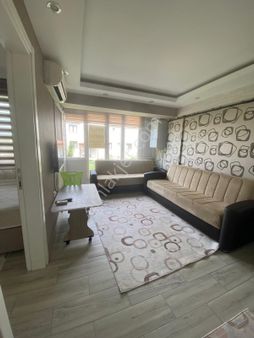 Yeşilköy'de Kiralık 1+1 Apart Daire