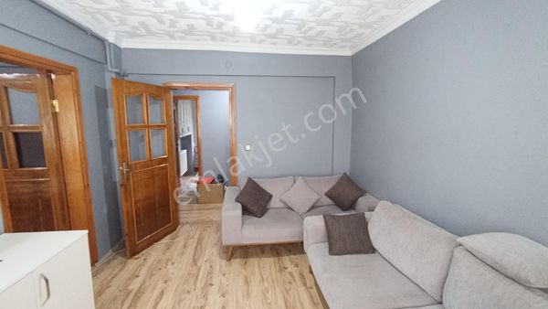 Merkezi Konumlu Kiralık Arakat Daire
