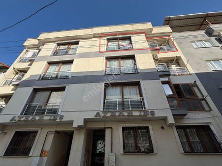 İzmir Bozyaka’da Hastane Yakını, Doğalgazlı, Balkonlu Ferah 3+1 – Harika Lokasyon!