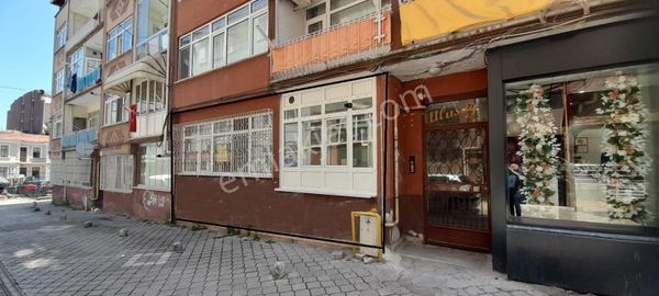 Erdem Emlak Ofisinden Çiftlik Karadeniz Mah Giriş Kat 2+1 Daire Masrafsız Yapılı