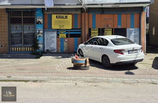 Denizciler Caddesi Tuna Sokakta İçi Net 110m2 İşyeri Kiralıktır