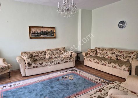 Ege Emlaktan Şehir Merkezinde Eşyalı Kiralık 3+1 Daire