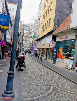 Efsane Emlaktan Kiralık Ofis